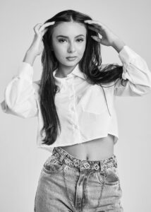 MGFW_Books_2025_10_183577_PB