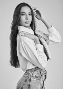 MGFW_Books_2025_10_183581_PB